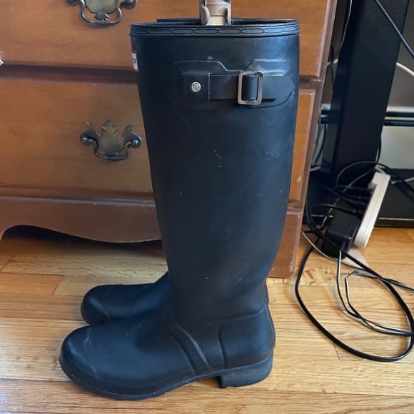 Hunter W’s Original Tall Rainboots - Picture 2 of 5